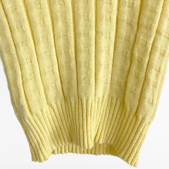 VINTAGE | Sunny Yellow V-Neck Sleeveless Ribbed Knit Preppy Sweater Vest - Picture 4 of 5